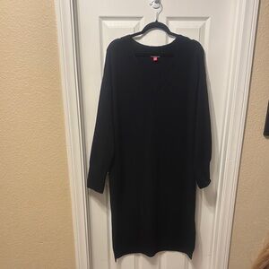 Vince Camuto Black V-Neck Sweater Dress